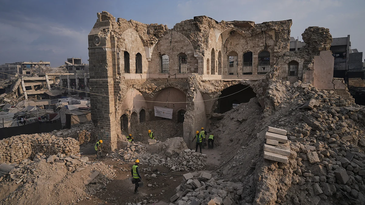 Workers restore Gaza City’s historic Pasha Palace and search for missing artifacts.