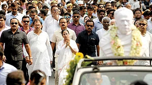 West Bengal: BJP missteps and Mamata’s inner turmoil