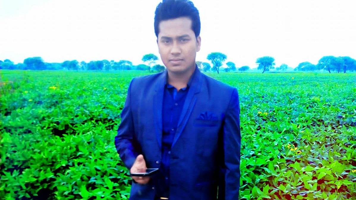 Sabir Ahmed, from Bara Naldaha in Nadia.