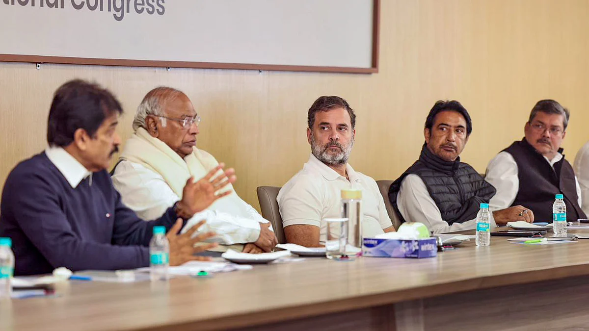 Rahul Gandhi and other senior Congress leaders at a meeting on SIR in New Delhi. (Photo: AICC)