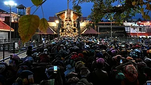 Devotees gather at Sabarimala temple