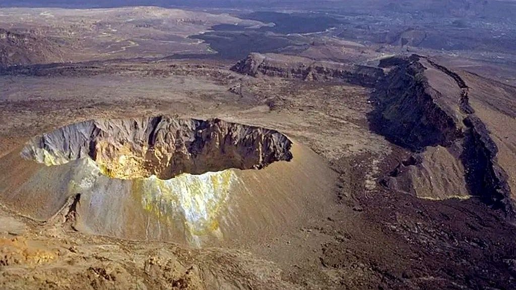 HayliGubbi volcano awakens after 10,000 years on 23 November.