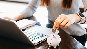 Understanding How Interest Rates Affect Your Online Savings Account Choice