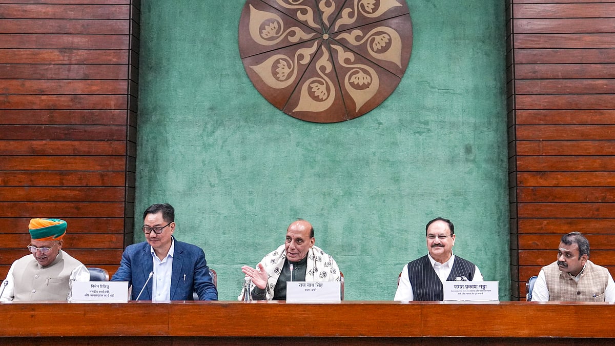 Govt lists 9 economic Bills for Winter Session including 100% FDI in insurance 