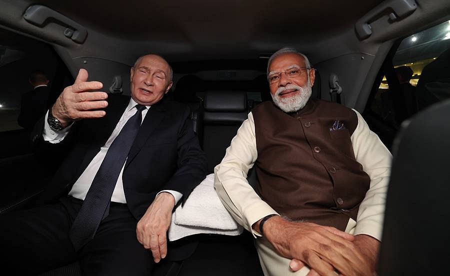 Putin begins 27-hour India visit as Modi sets stage for key summit talks 