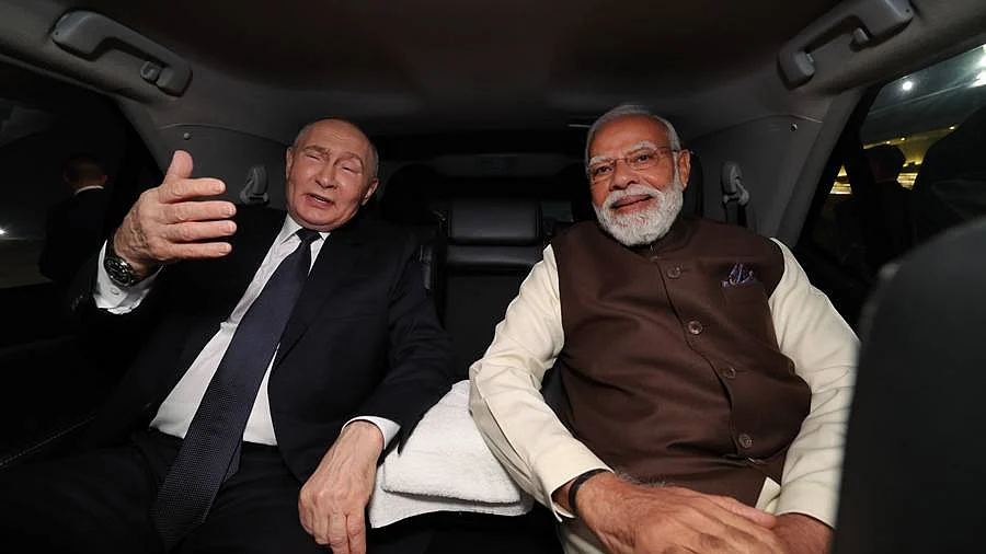 Putin will receive a welcome at Rashtrapati Bhavan, visit Rajghat, and hold talks at Hyderabad House.