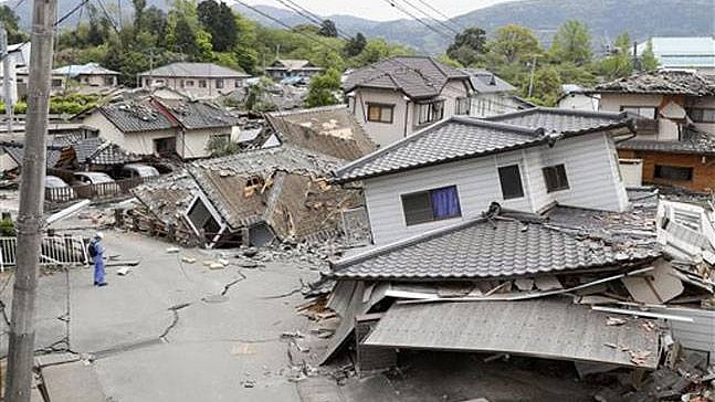 30 injured as 7.5-m quake hits Japan; authorities warn of bigger tremor