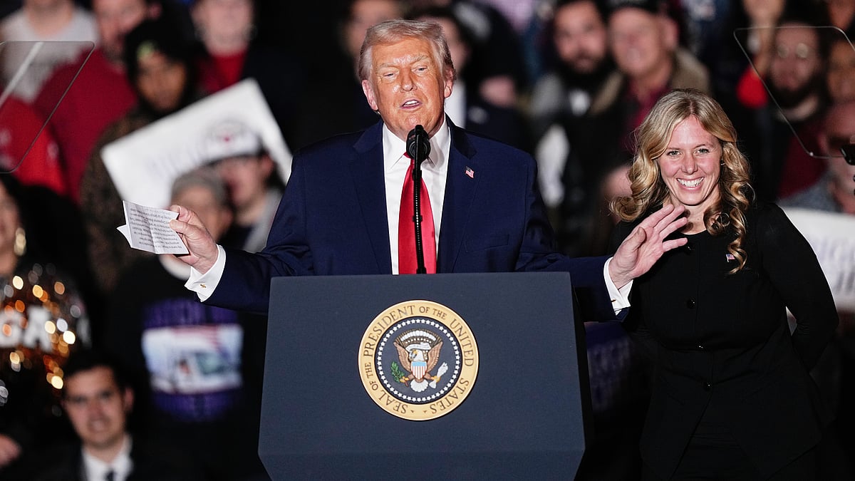 Donald Trump speaks at an event in Pennsylvania, 9 Dec