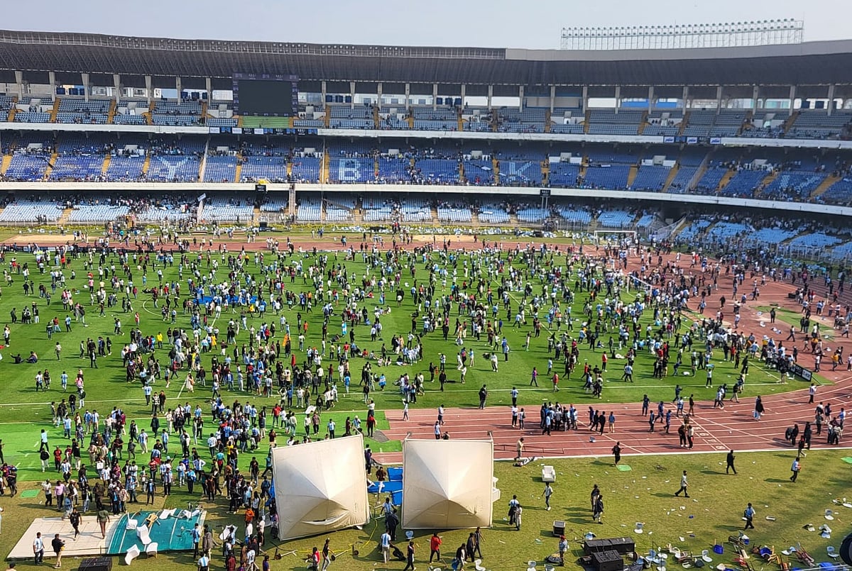 Salt Lake Stadium resembled a war zone after fans took over
