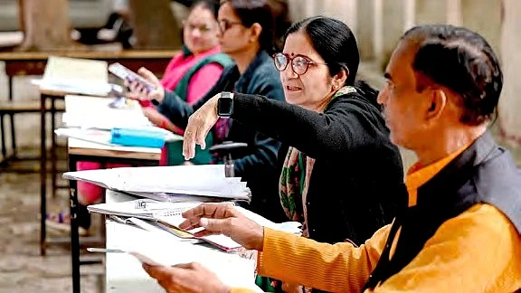 It’s not just the voters, even BLOs can’t keep up with the whims of the ECI