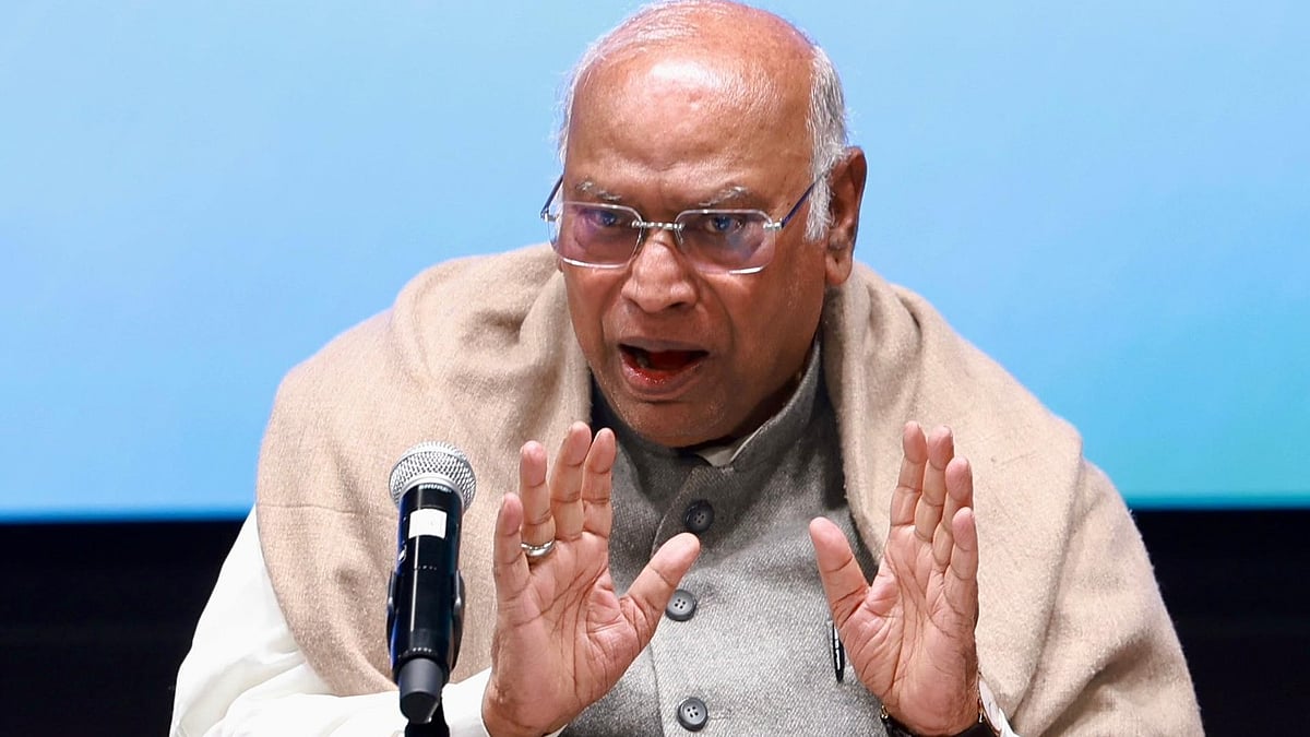 Mallikarjun Kharge at SC Advisory Committee meeting.