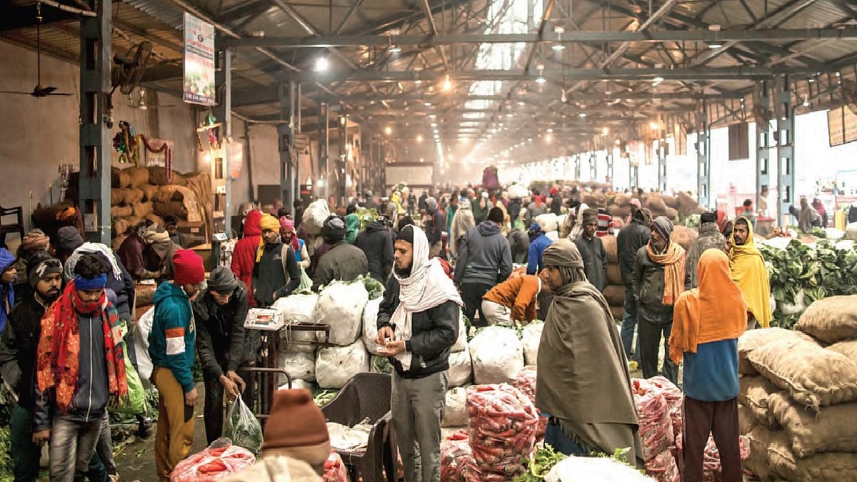 Farmers selling their produce at a mandi (Representative image)