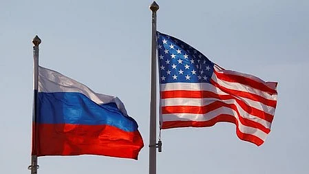 US and Russian flags fly high