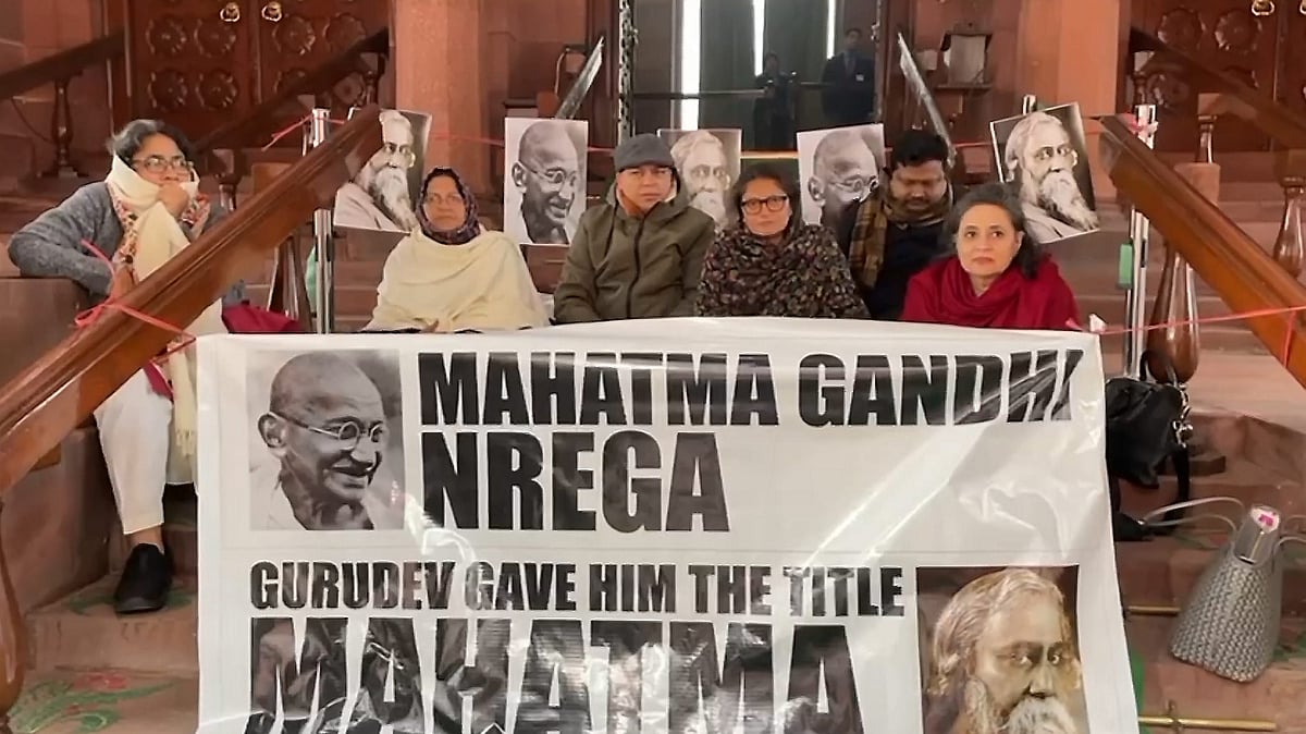 MGNREGA: Opposition leaders stage overnight protest in Parliament 