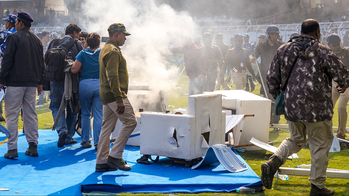 Tension at Vivekananda Yuba Bharati Krirangan in Kolkata.