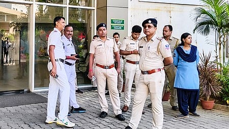 Security beefed up across Kolkata amid Bangladesh unrest