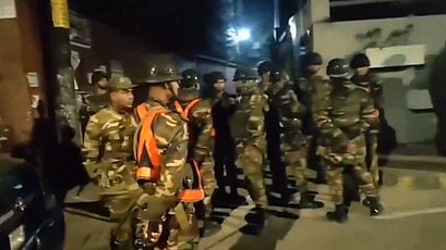 Security forces in Chittagong 