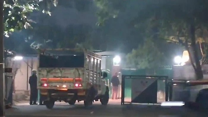 The process of vacating Rabri Devi's residence has been on for the last several days. (photo: IANS)