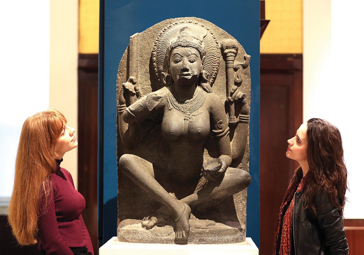 Yogini sculpture, 900 CE, from Kanchipura, Tamil Nadu, at the British Museum in London