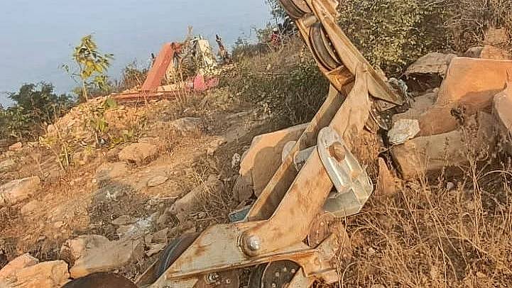 Workers present at the site managed to escape unhurt. 