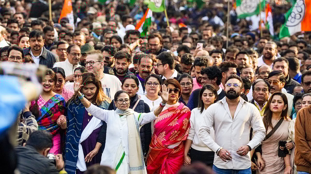 I-PAC row: Mamata hits streets, leads march in Kolkata against ED action