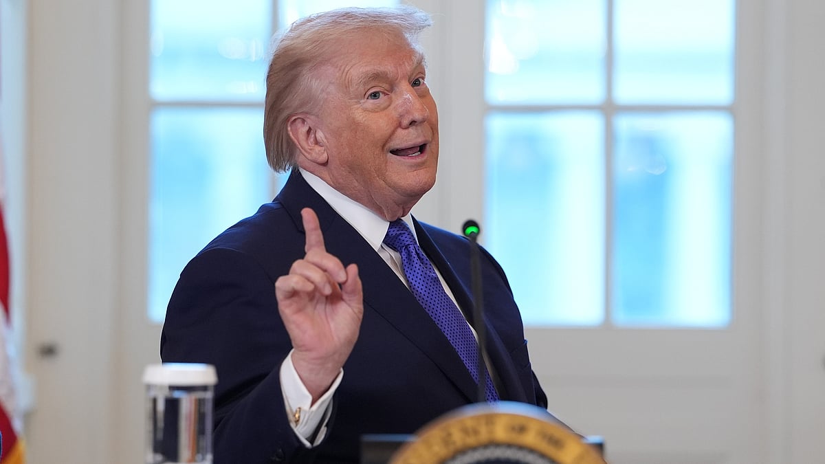 Donald Trump in the White House, 9 Jan