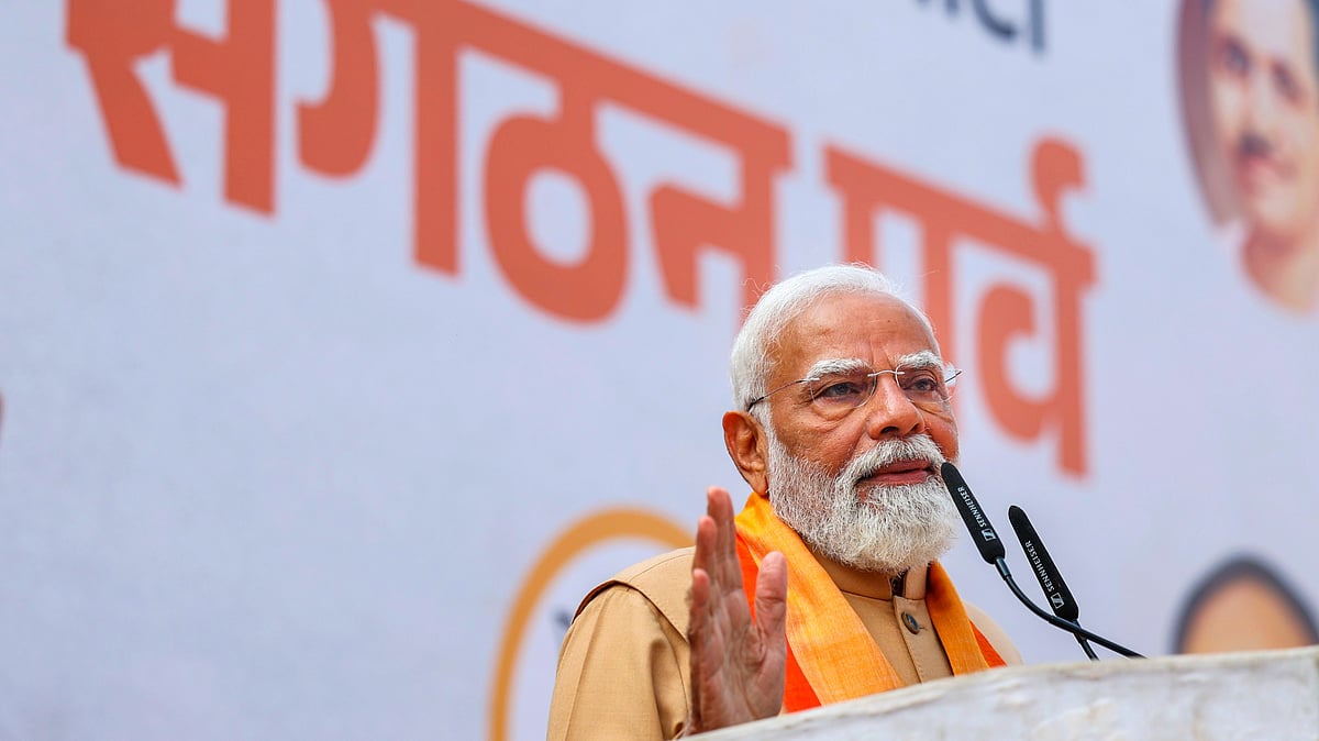 PM Narendra Modi addresses the gathering at the BJP headquarters