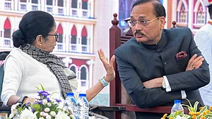 Mamata Banerjee and CJI Surya Kant at a Calcutta High Court event in Jalpaiguri, 17 Jan