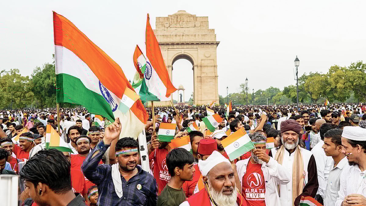 Indians gathered at India Gate, Delhi