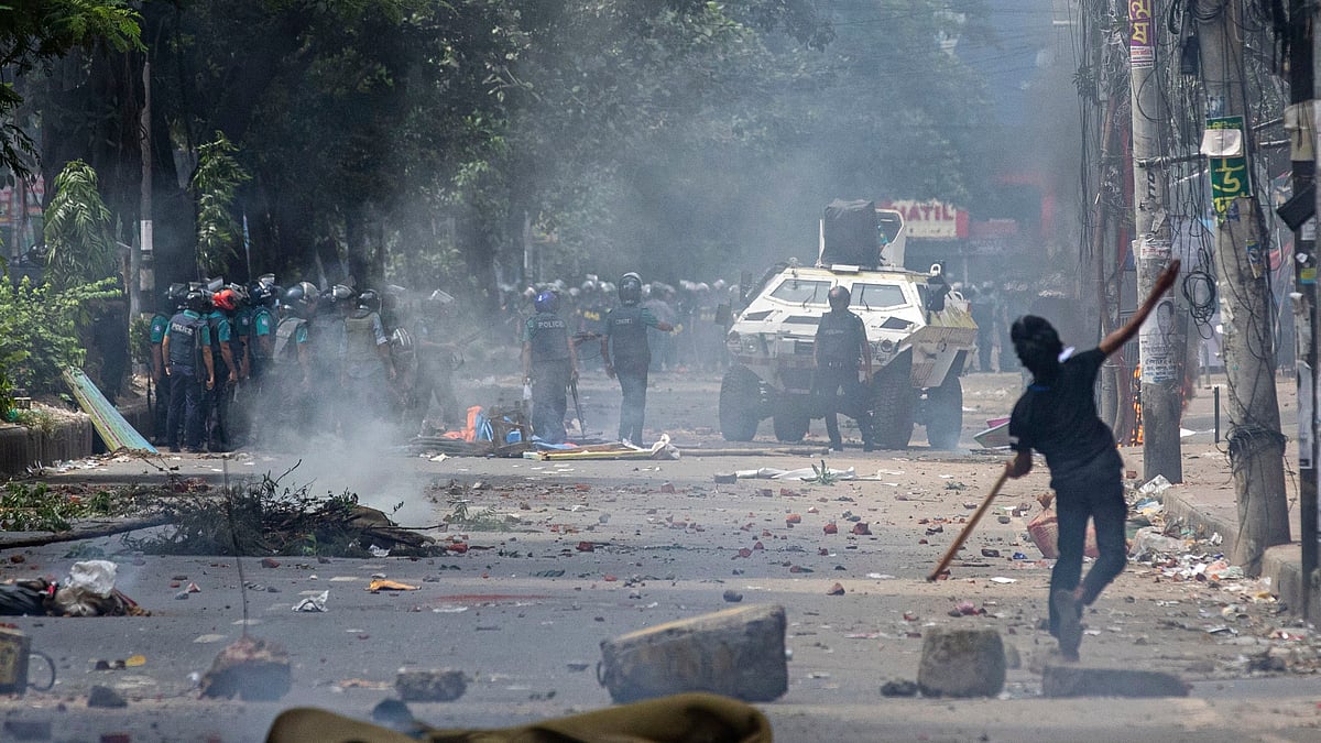 Bangladesh tribunal awards death penalty to former Dhaka police chief, 2  officers 