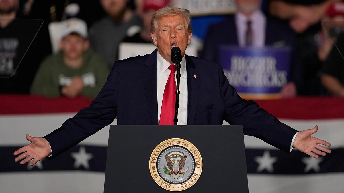 Donald Trump speaks in Clive, Iowa.