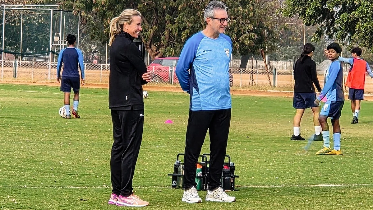 Under-17 Indian women's coach Pamela Conti with her brother and deputy Vincenzo