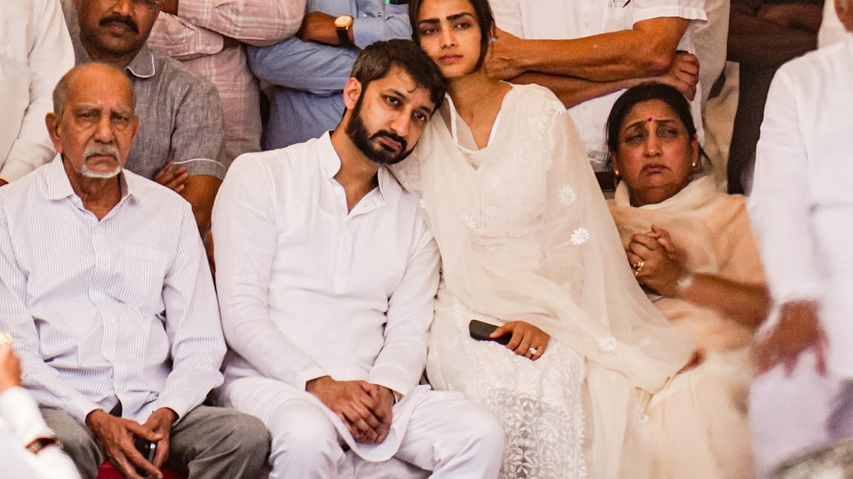 Sunetra (far right) and son Jay Pawar at Ajit Pawar's funeral in Baramati, 29 Jan