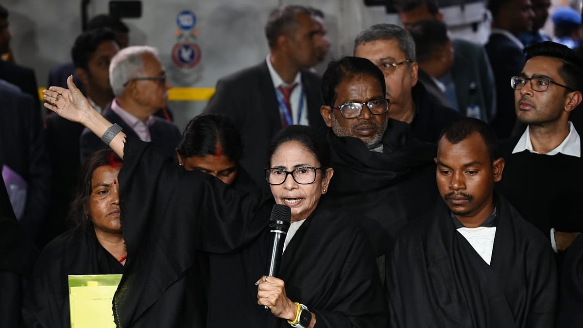 Mamata is scheduled to meet Chief Election Commissioner (CEC) Gyanesh Kumar on Monday