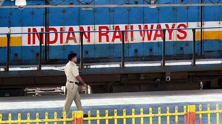 PAC raps Indian Railways over train delays, ‘misleading’ metrics