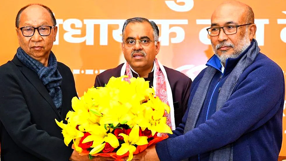 L-R: Y. Khemchand Singh with BJP national gen-secy Tarun Chugh and ex Manipur CM N. Biren Singh