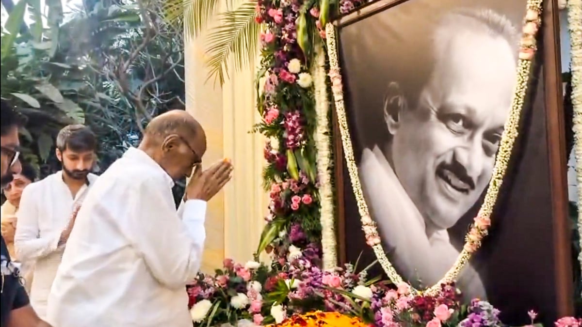 Sharad Pawar pays tribute to Ajit Pawar at Baramati in Pune district, 4 Feb
