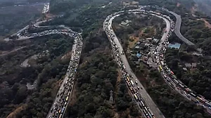 The Mumbai–Pune Expressway