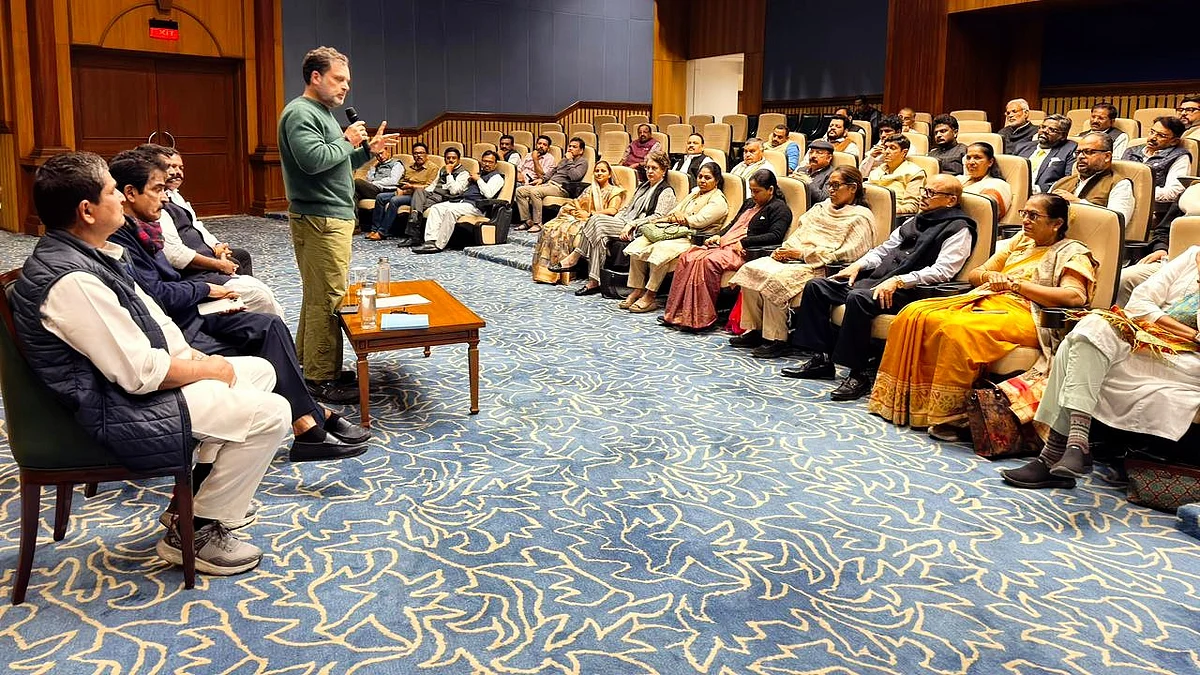 Rahul Gandhi vows to fight for farmers, calls India-US trade pact a ‘sell-out’