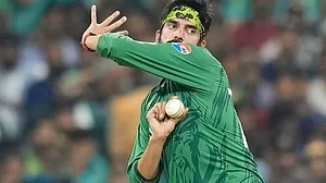 Usman Tariq: Could he be the ace up Pakistan's sleeves?