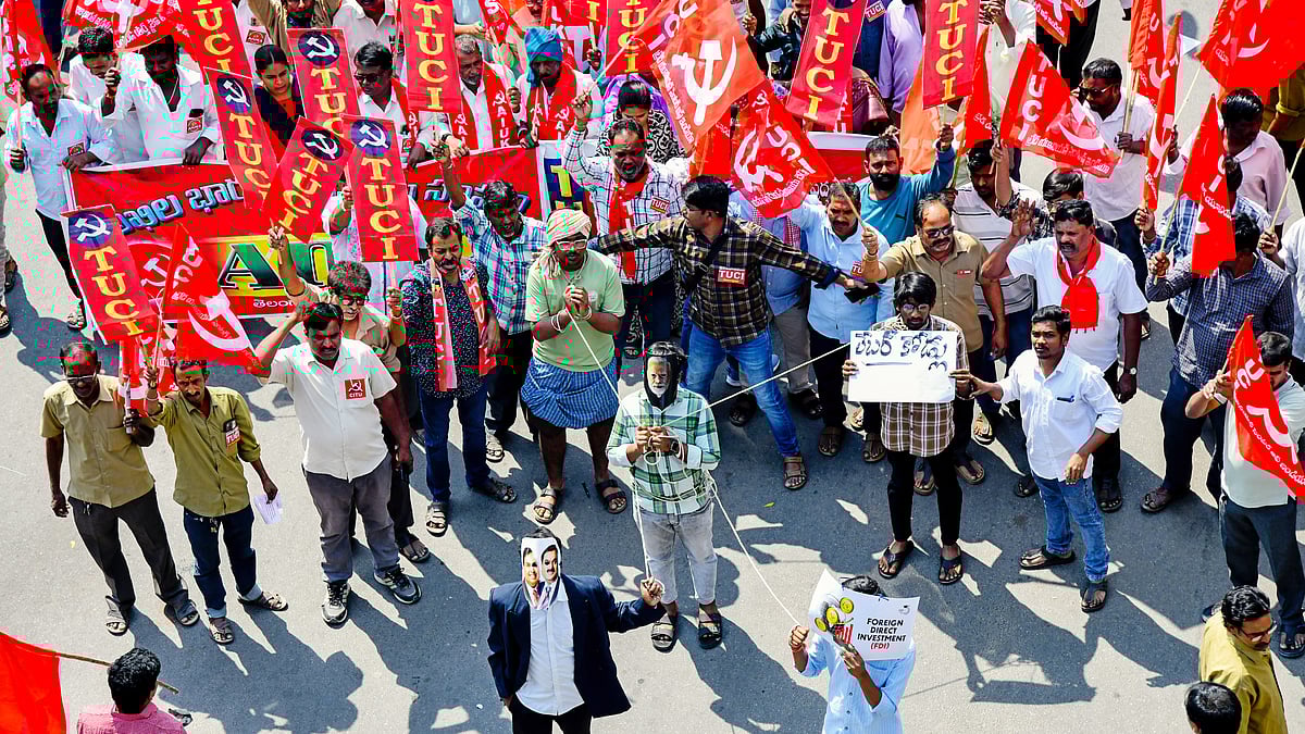 Left-wing parties during the Bharat Bandh on 12 Feb, in Hyderabad