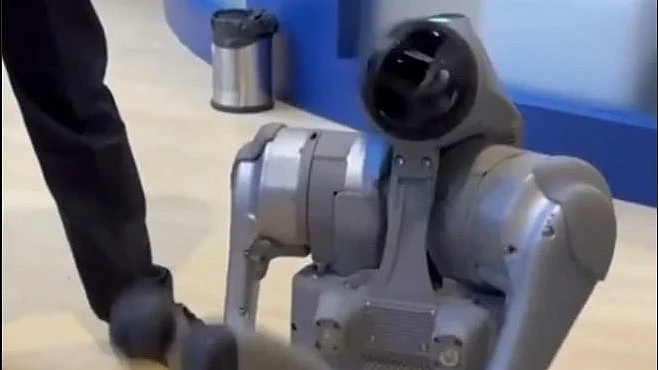 Representational image