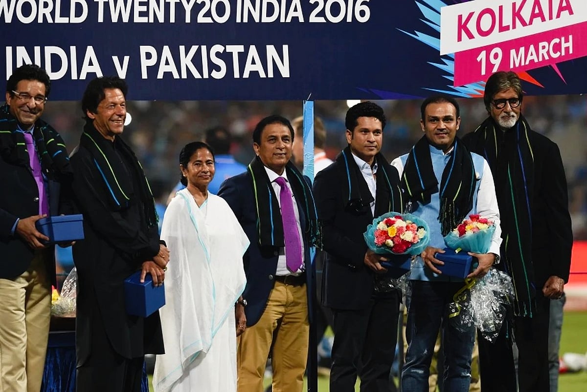 Imran Khan visited Eden Gardens as a special guest at the 2016 T20 World Cup