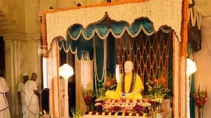 Representational image