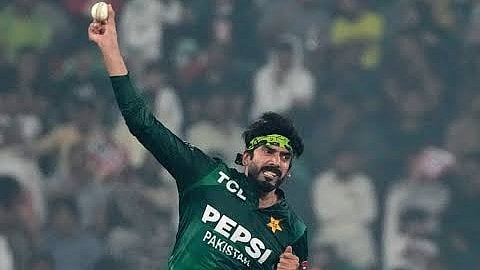 Usman Tariq in action