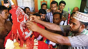 Iftar hosted at a temple in Malappuram