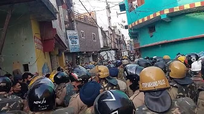 Police deployment in Haldwani 