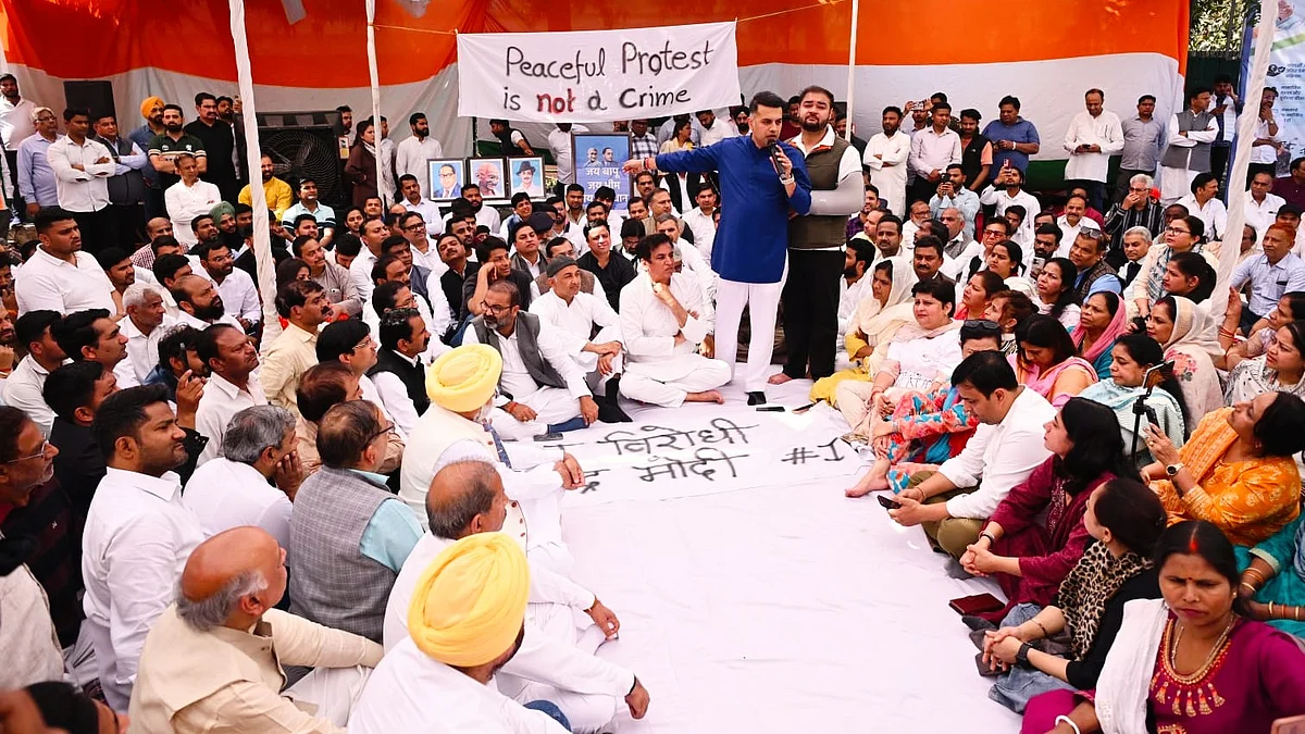 A Youth Congress-led protest in Delhi over the action against its leaders