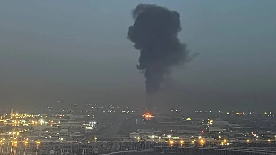 Rising smoke column from the US military base in Erbil, Iraq.
