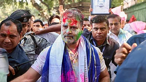 Rahul Gandhi enjoying Holi celebrations